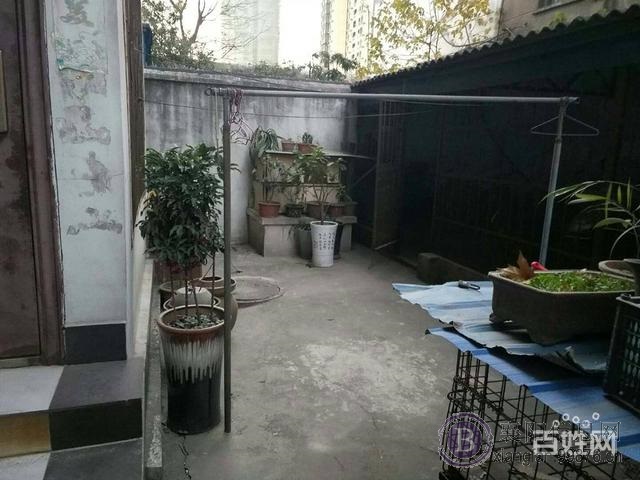 恒大旁嘉源公寓一楼带40平独家小院,一周必卖